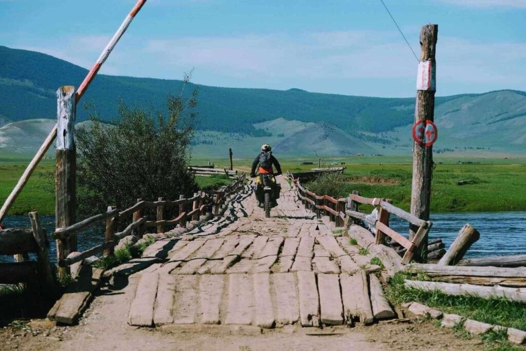 Mongolsko – roadtrip na motorkách